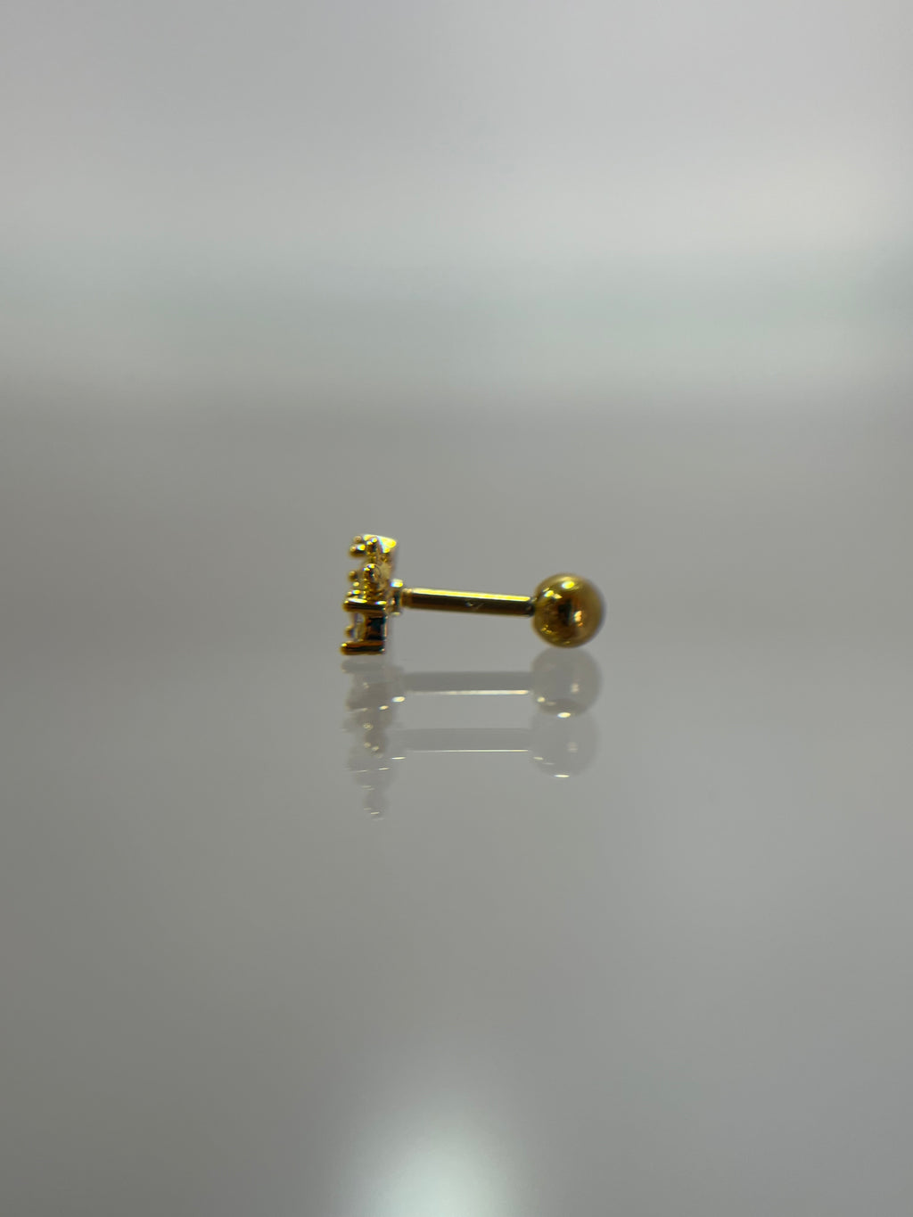 Piercing abejita titanium dorado (cierre bolilla)