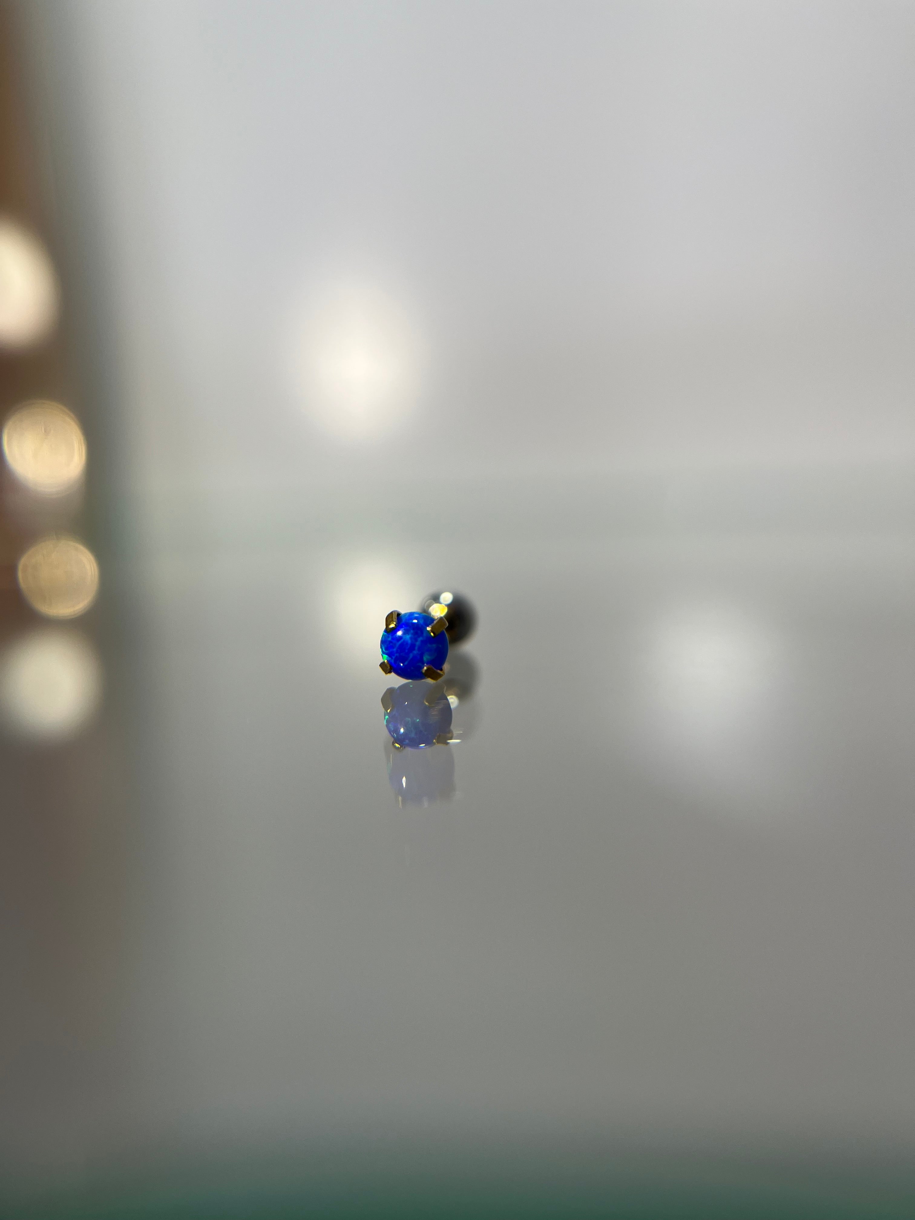 Piercings perla azul (cierre esfera)