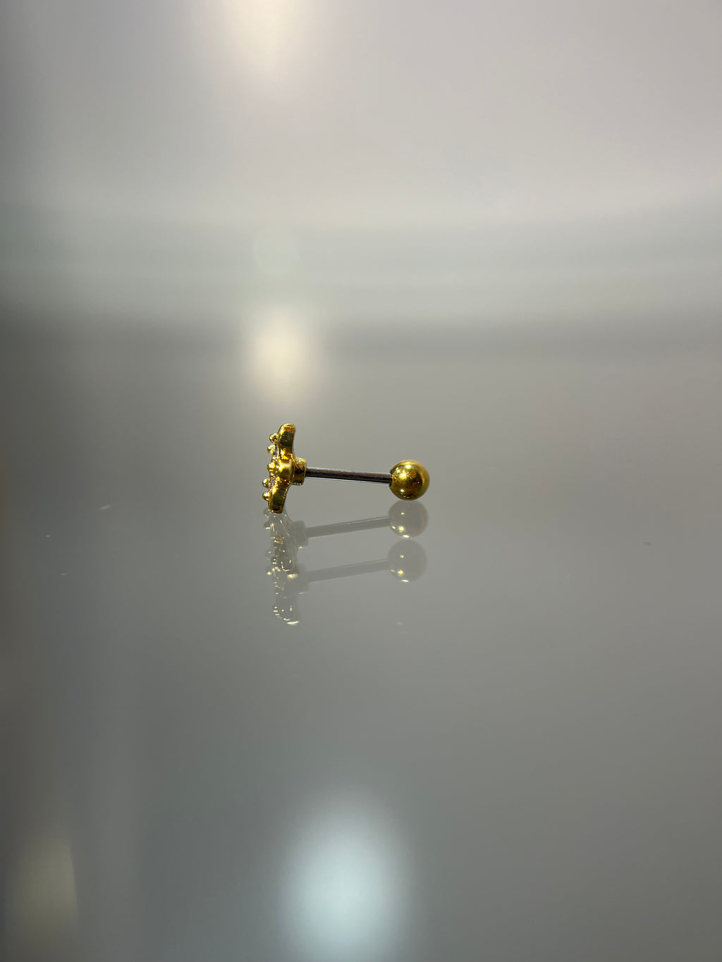 Piercings flor (cierre esfera)