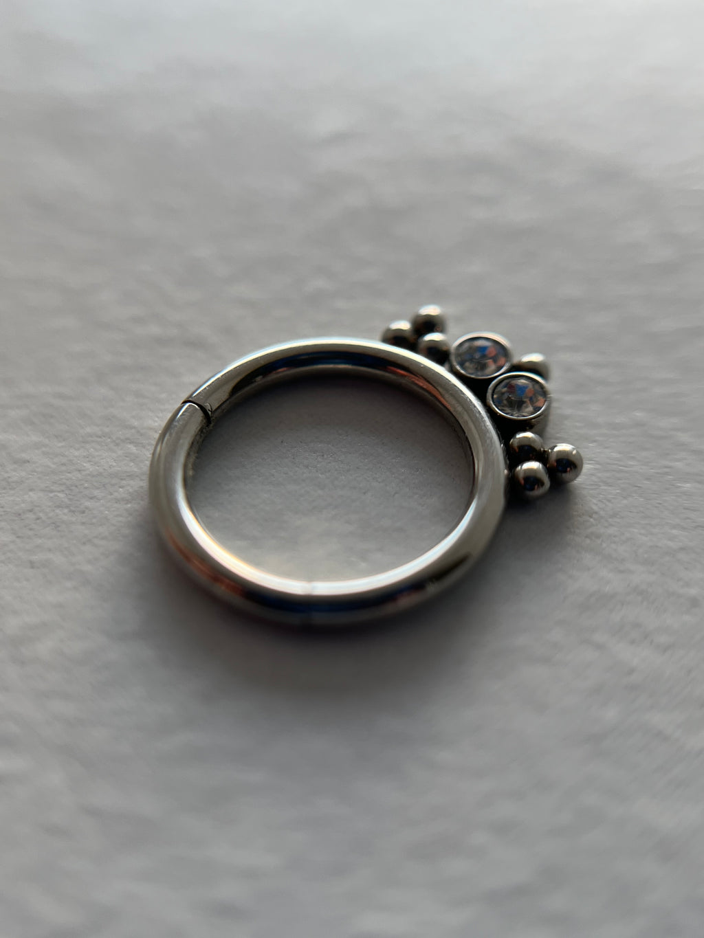Piercings bolitas