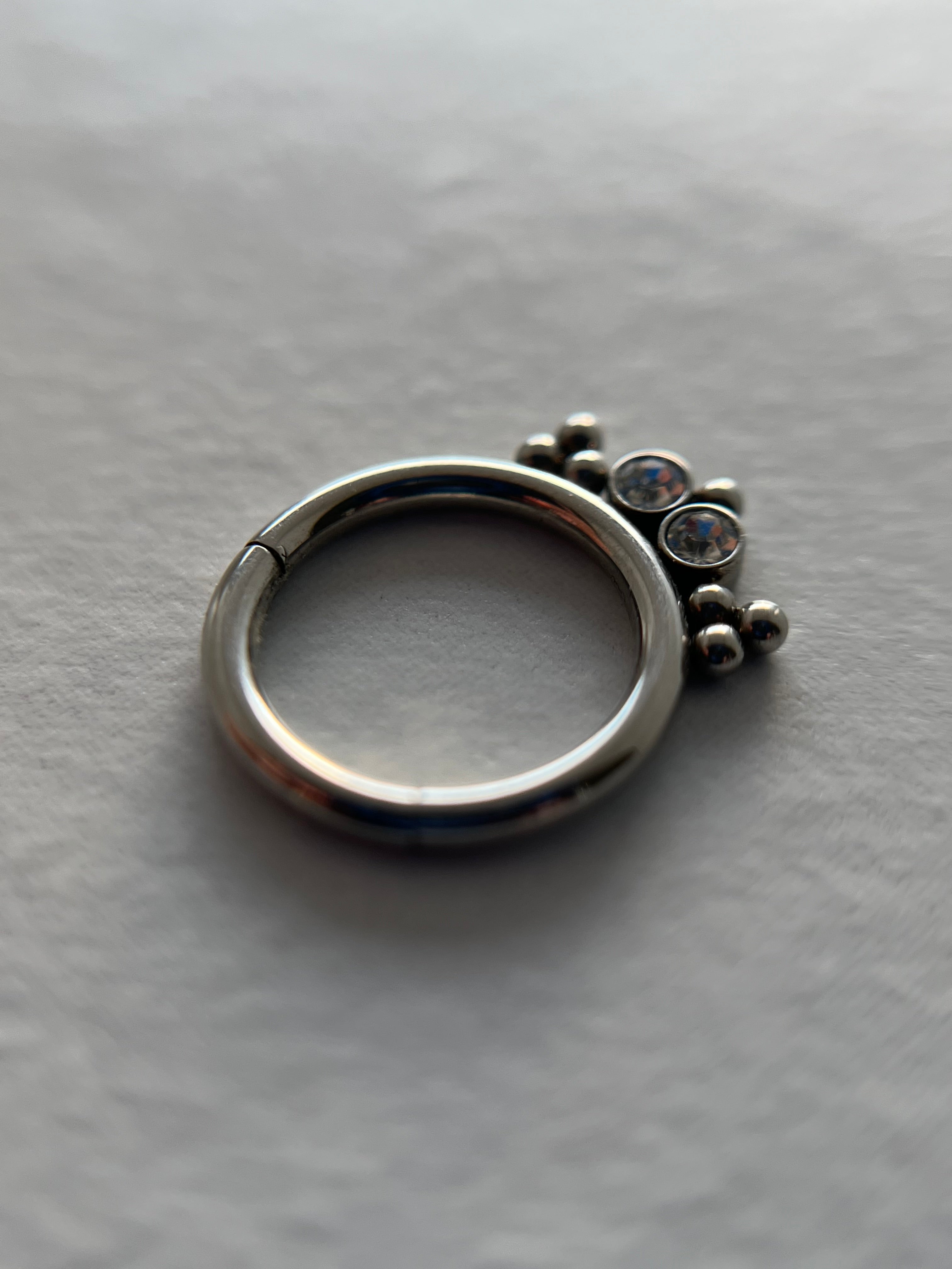 Piercings bolitas
