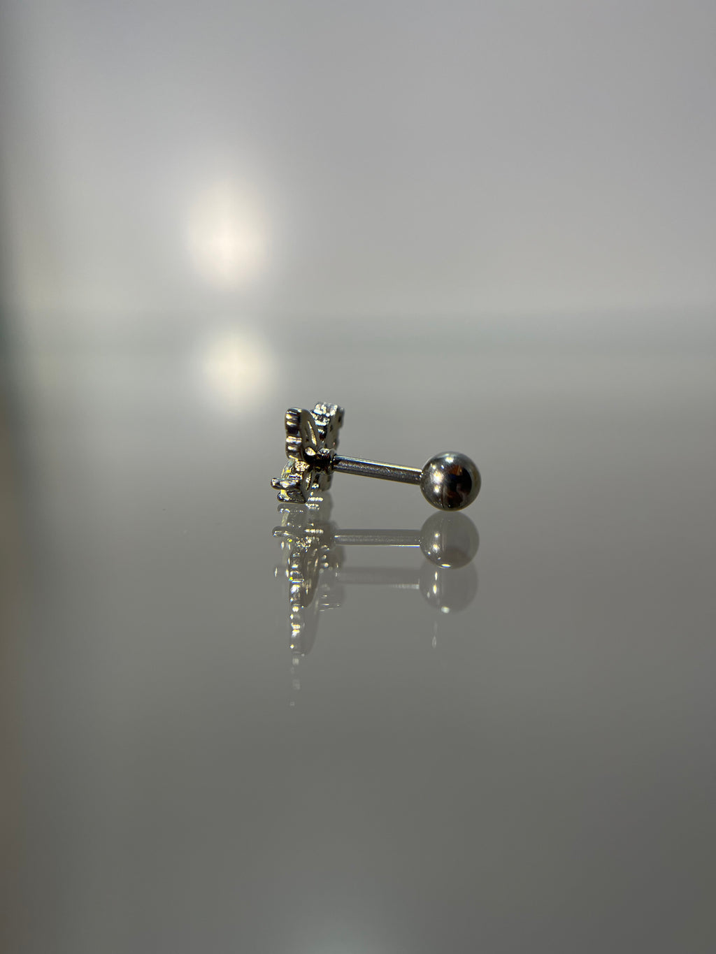 Piercings mariposa (cierre esfera)