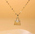 Collar de bolso dorado