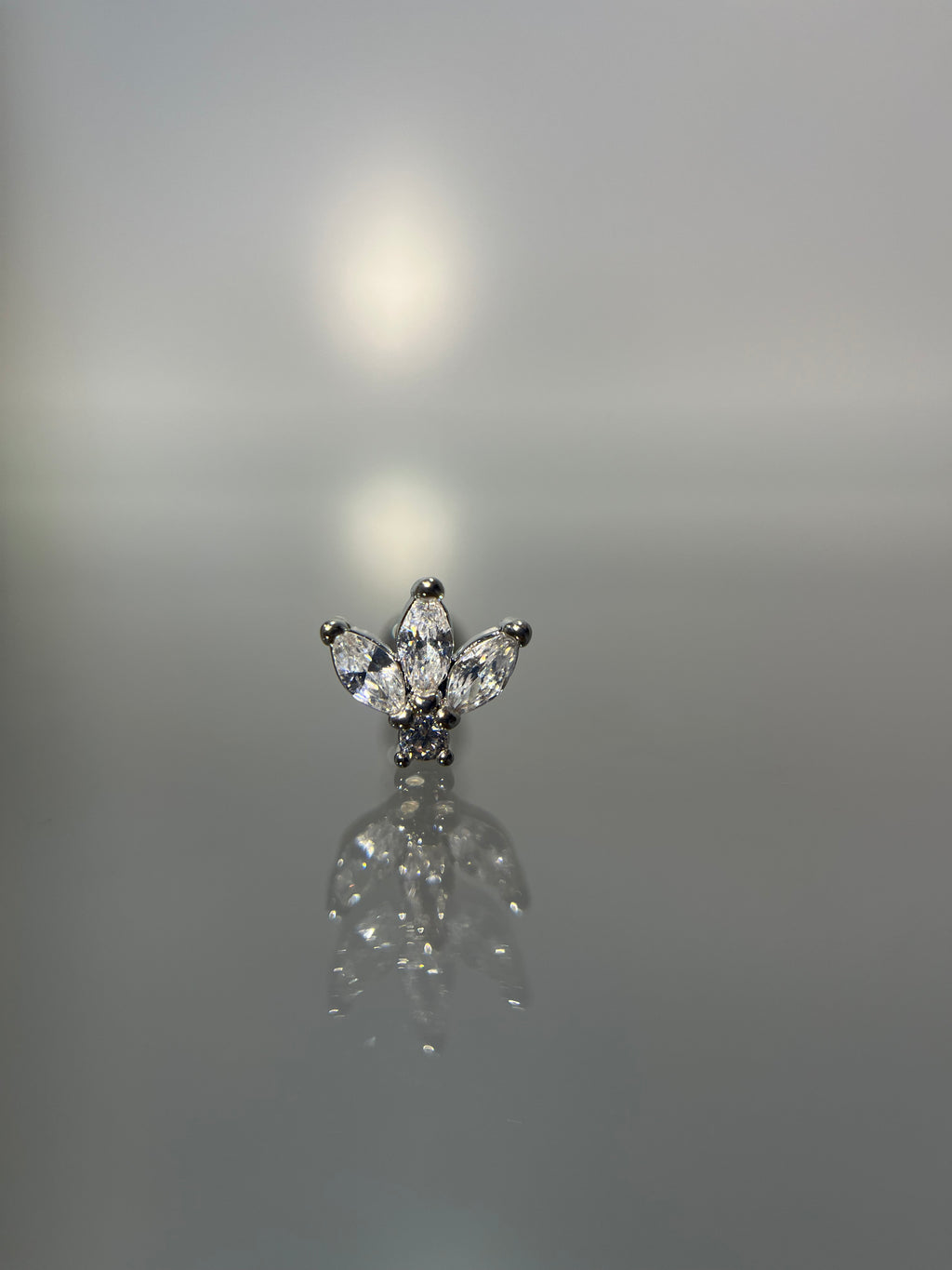 Piercings flor lotus (cierre esfera)