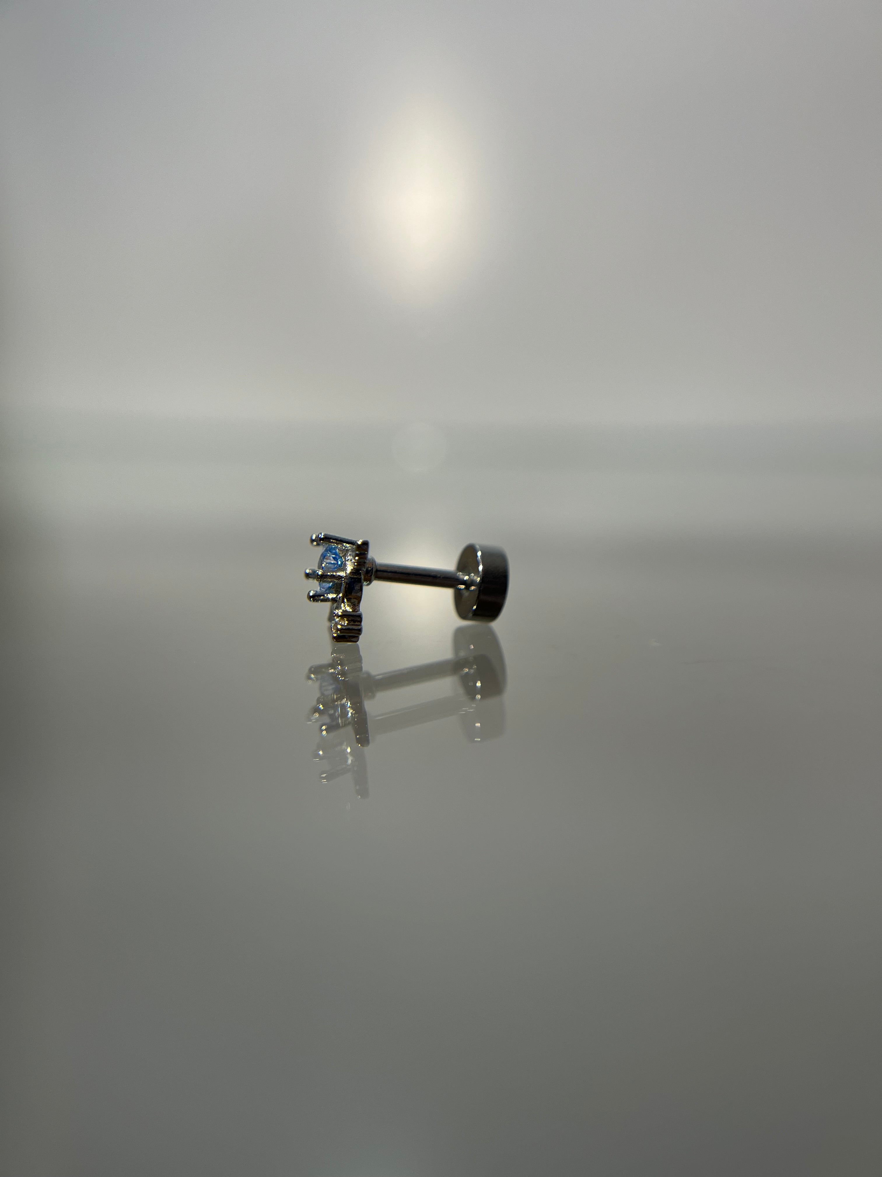 Piercings estrella (cierre plano)