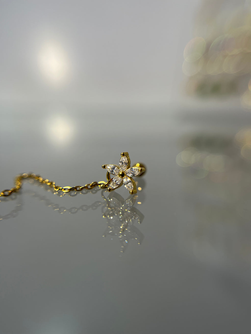 Piercings colgante flor (cierre esfera)
