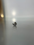 Piercings media luna (cierre plano)