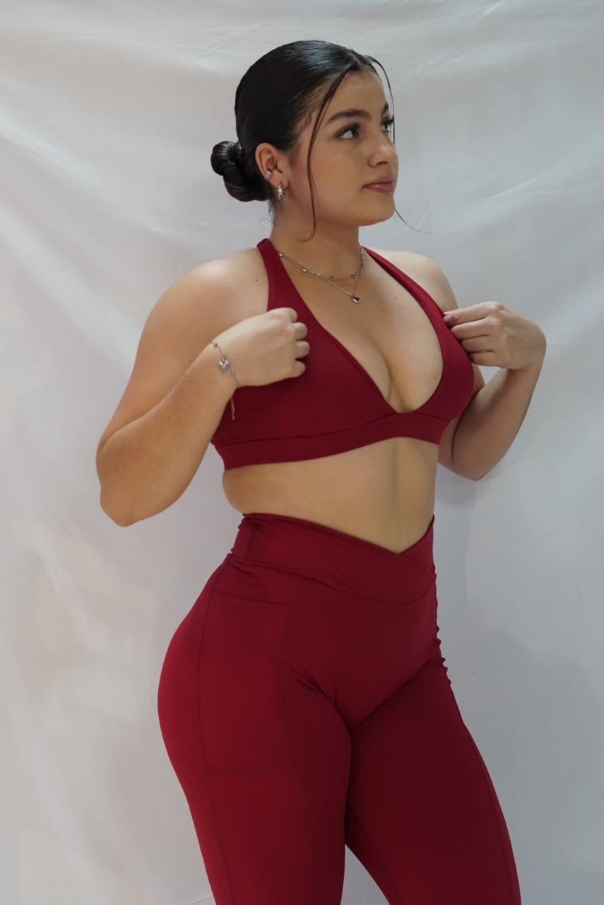 Set deportivo (Top y licra)
