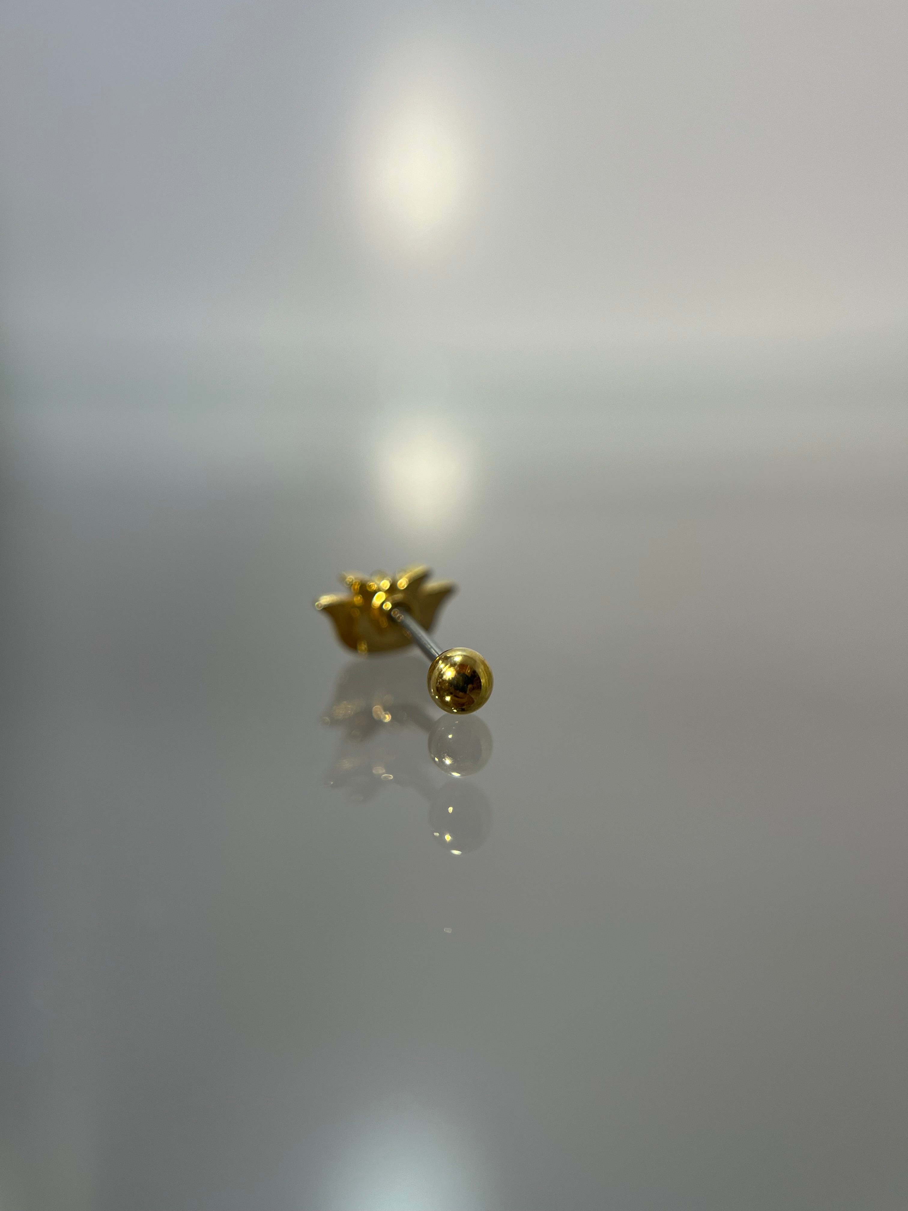 Piercings flor (cierre esfera)