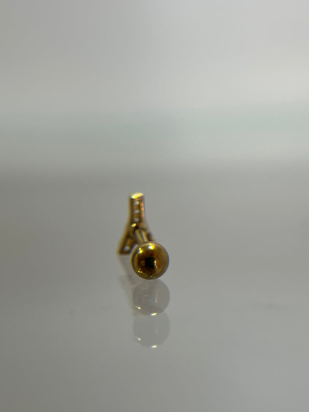 Piercing torre Eiffel titanium dorado (cierre bolilla)