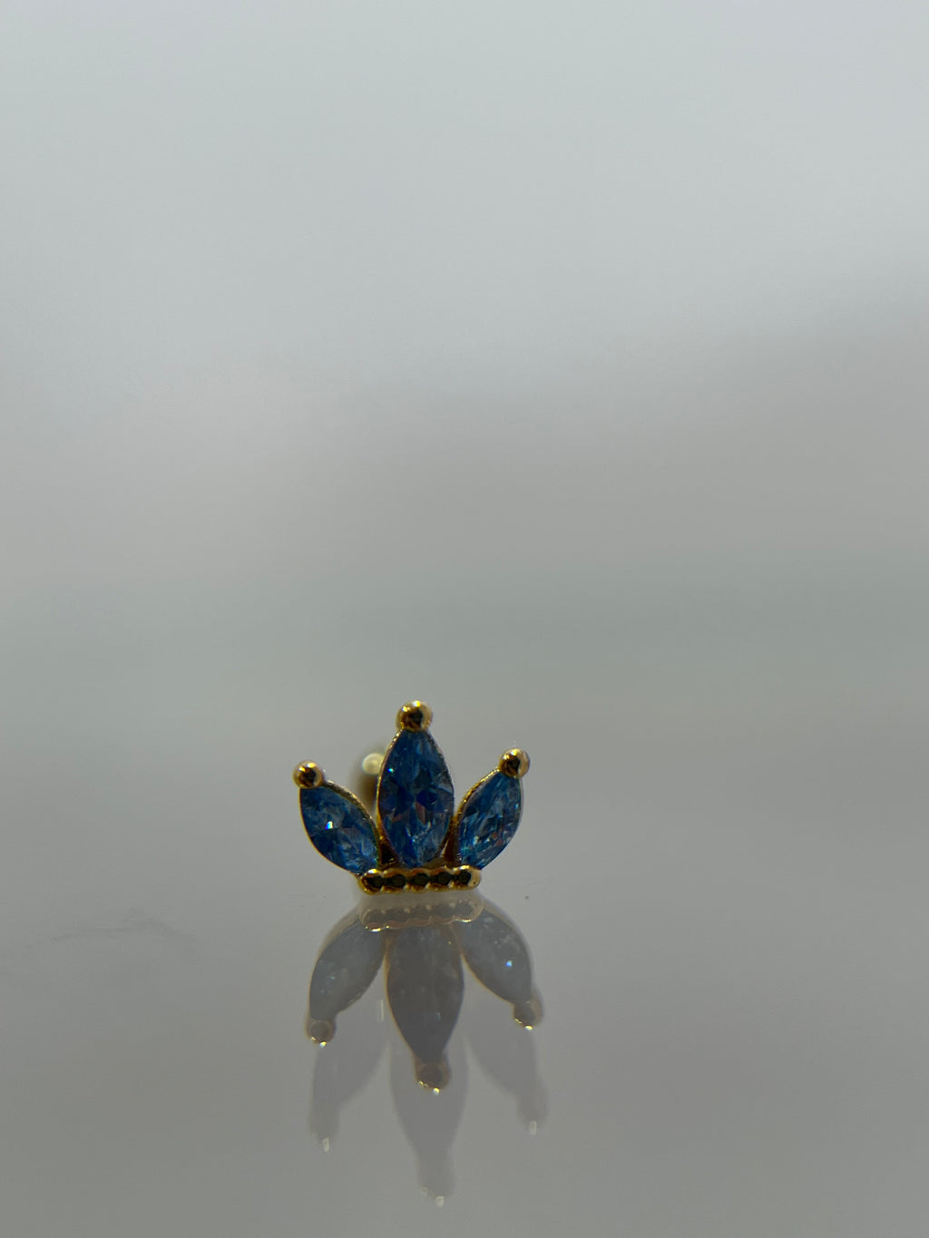 Piercing corona titanium dorado (cierre bolilla)
