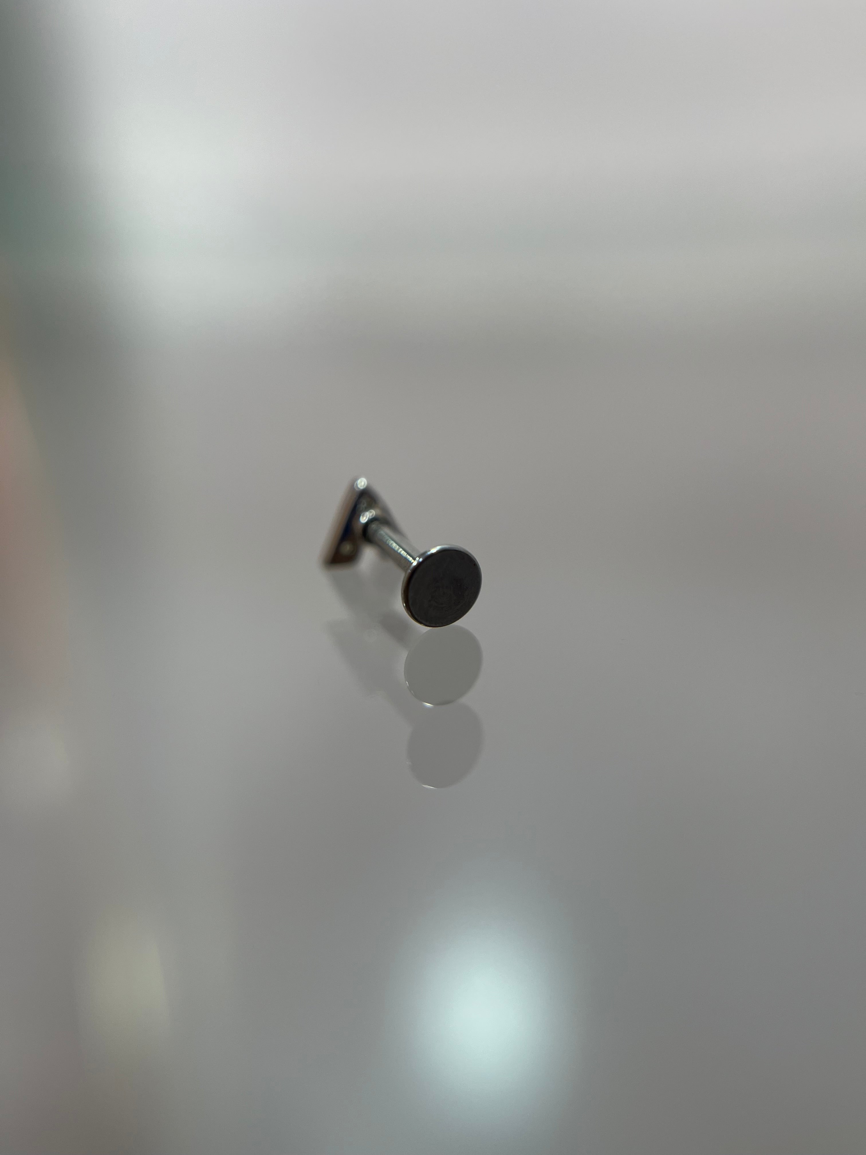 Piercings montaña (cierre plano)