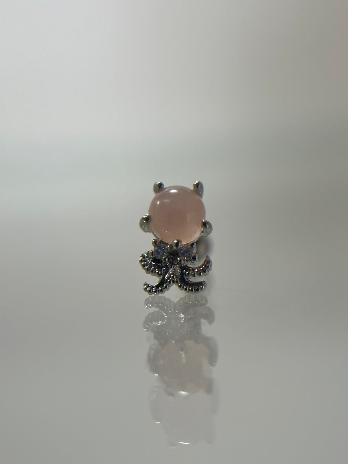 Piercing pulpo acero plateado (cierre bolilla)