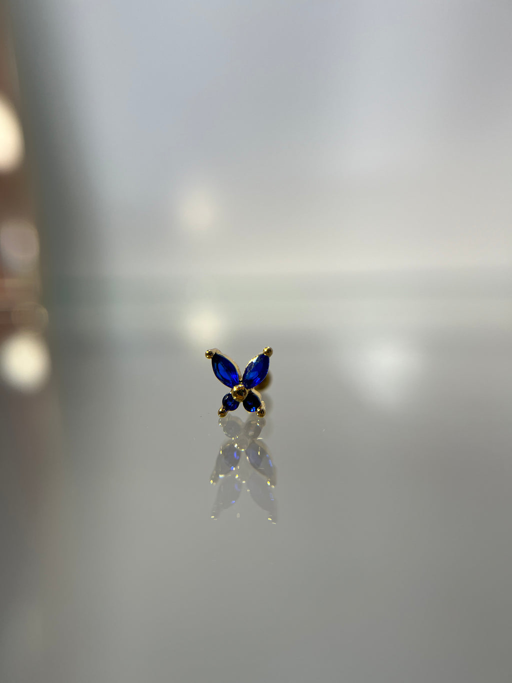 Piercings mariposa azul (cierre esfera)