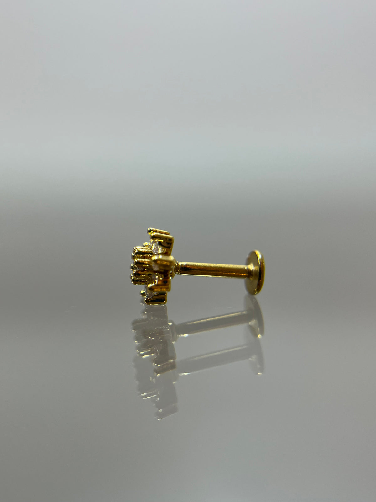 Piercing flor Dalia dorado titanium (cierre plano)