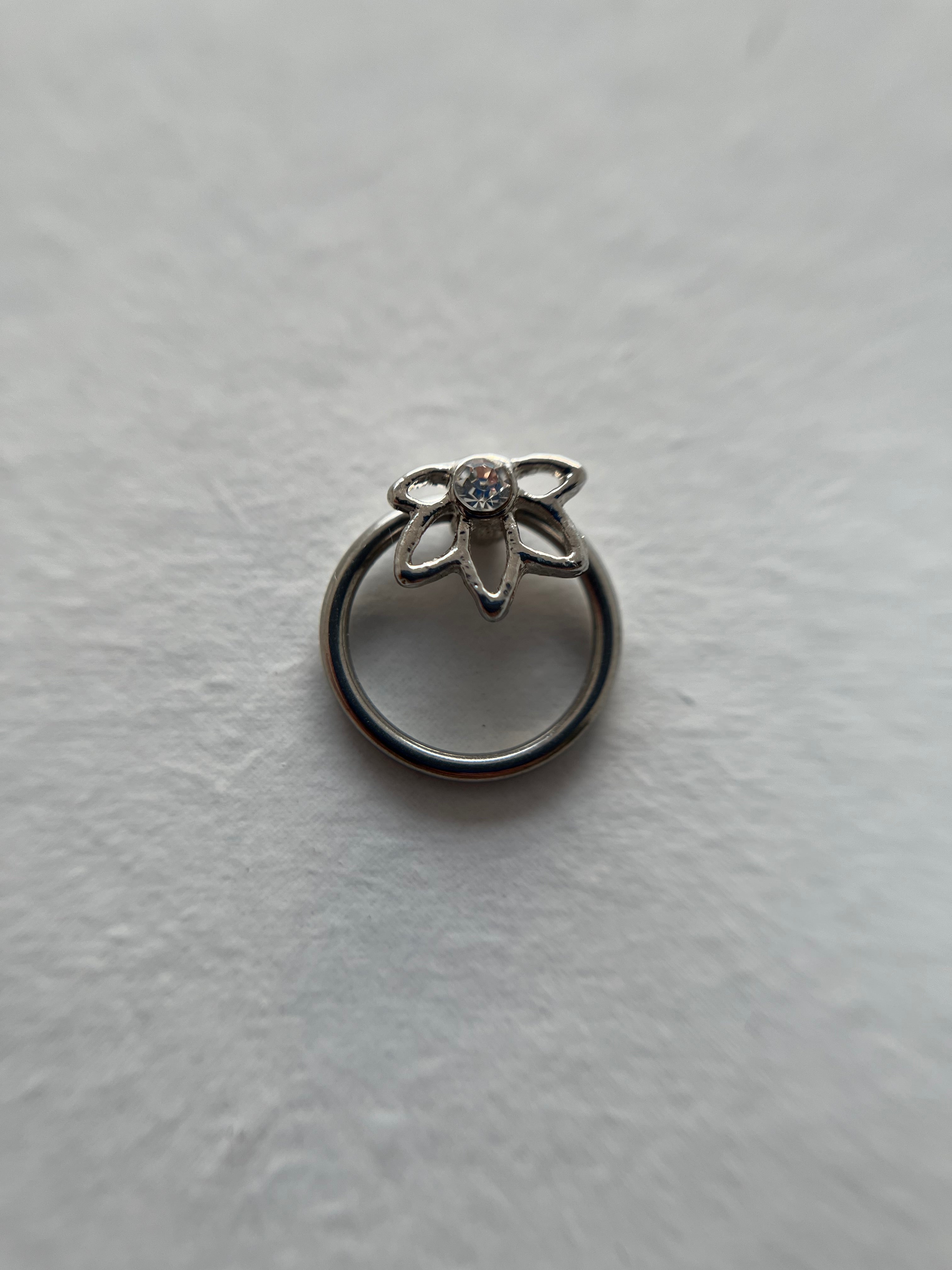 Piercings flor