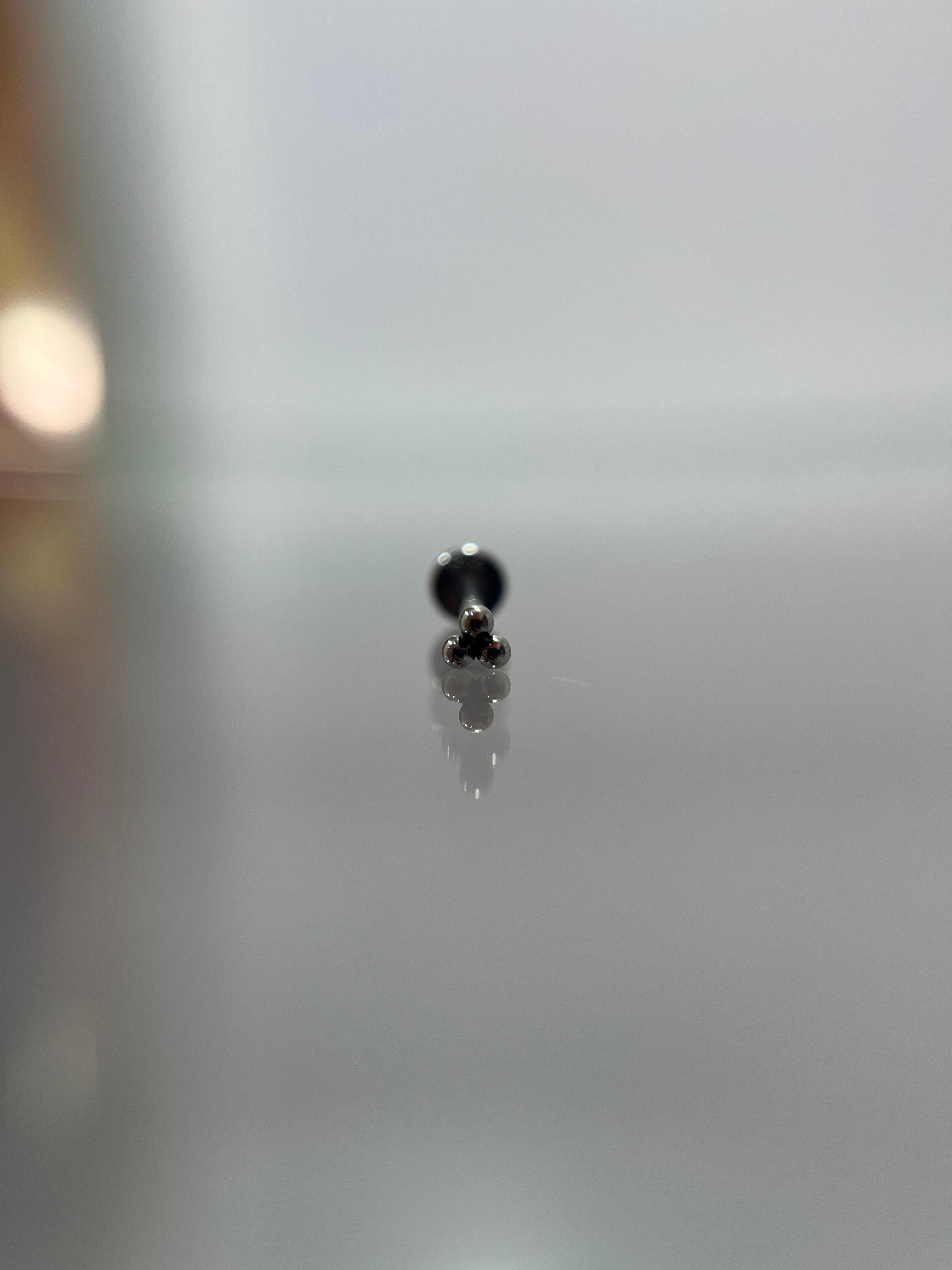 Piercings bolitas mini (cierre plano)
