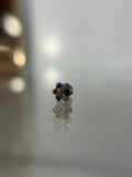 Piercings flor (cierre plano)