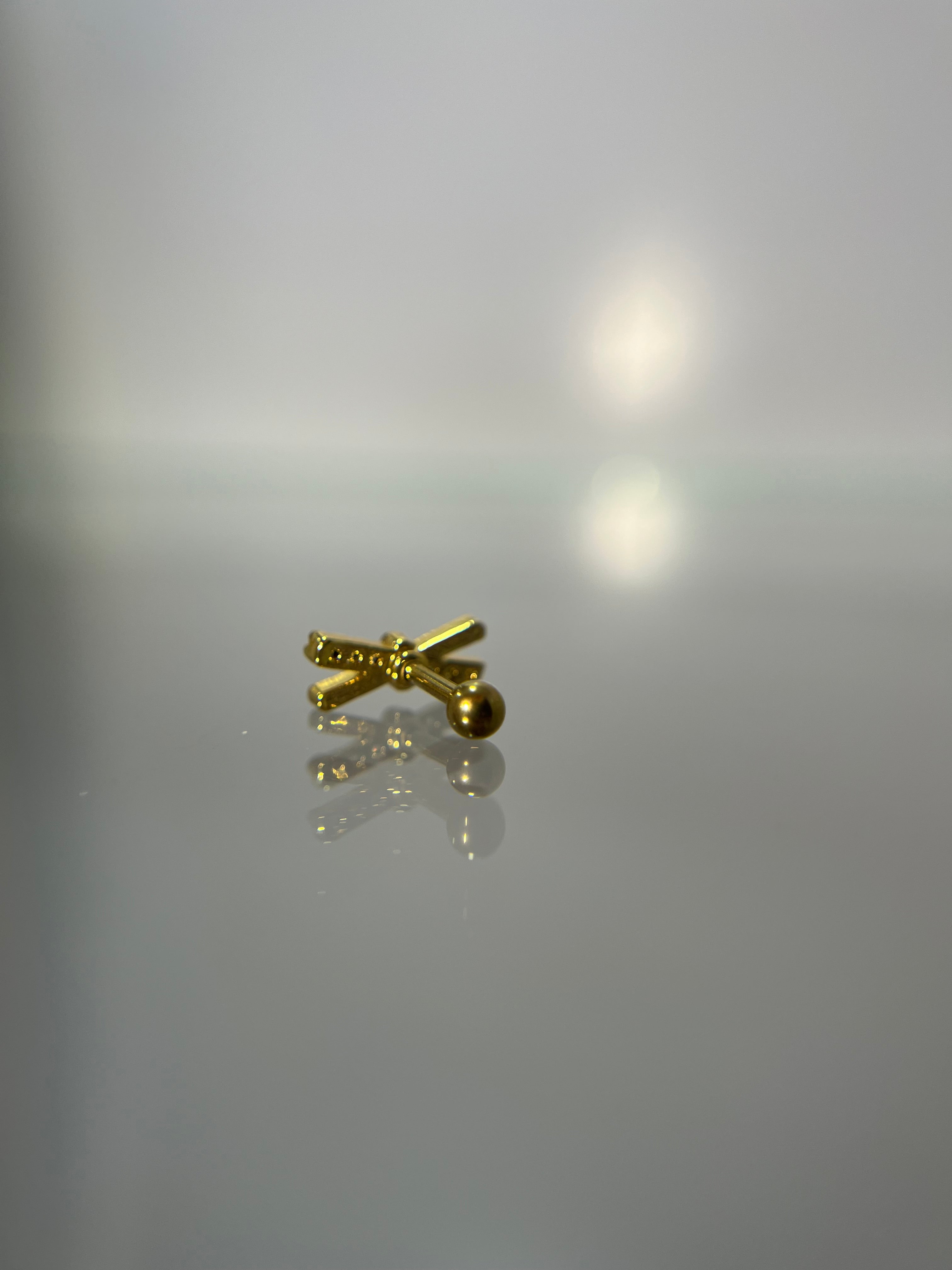 Piercings barras cruzadas (cierre esfera)