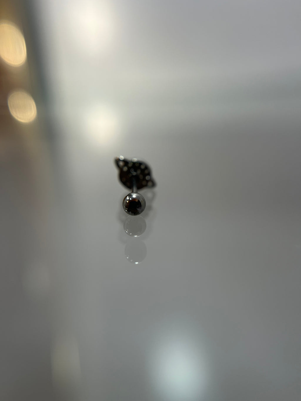 Piercings Saturno (cierre esfera)