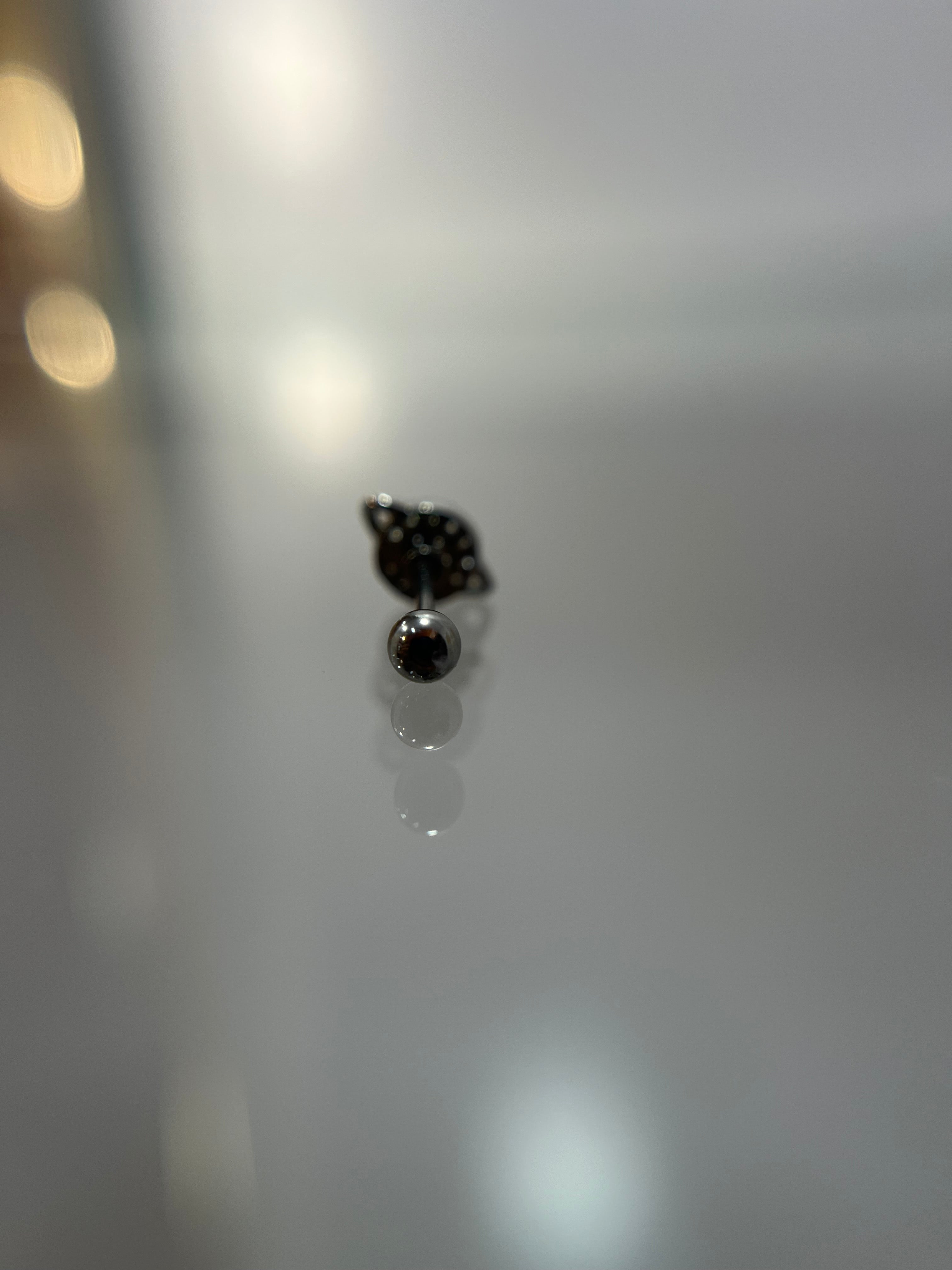 Piercings Saturno (cierre esfera)