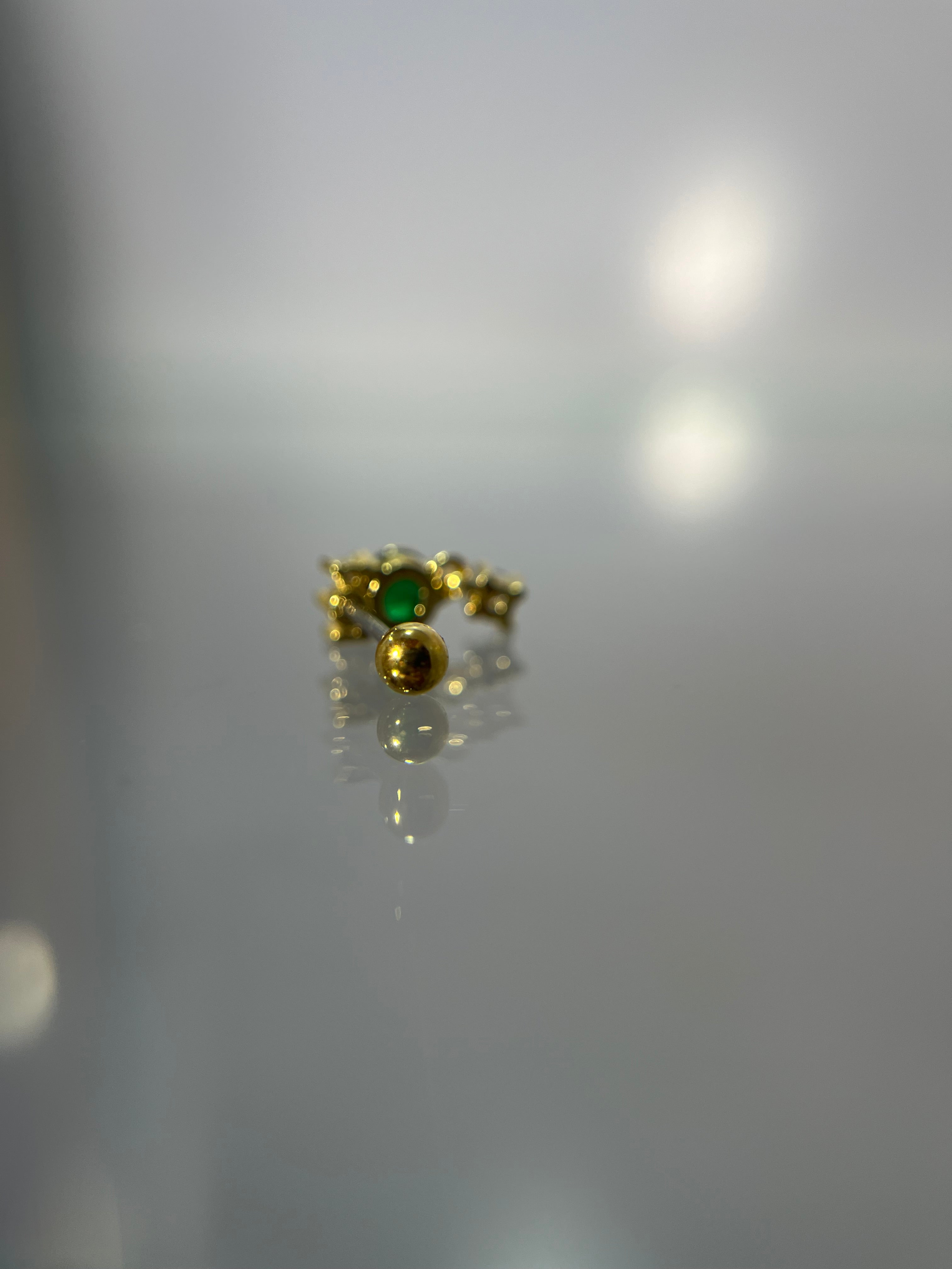Piercings corazón verde (cierre esfera)