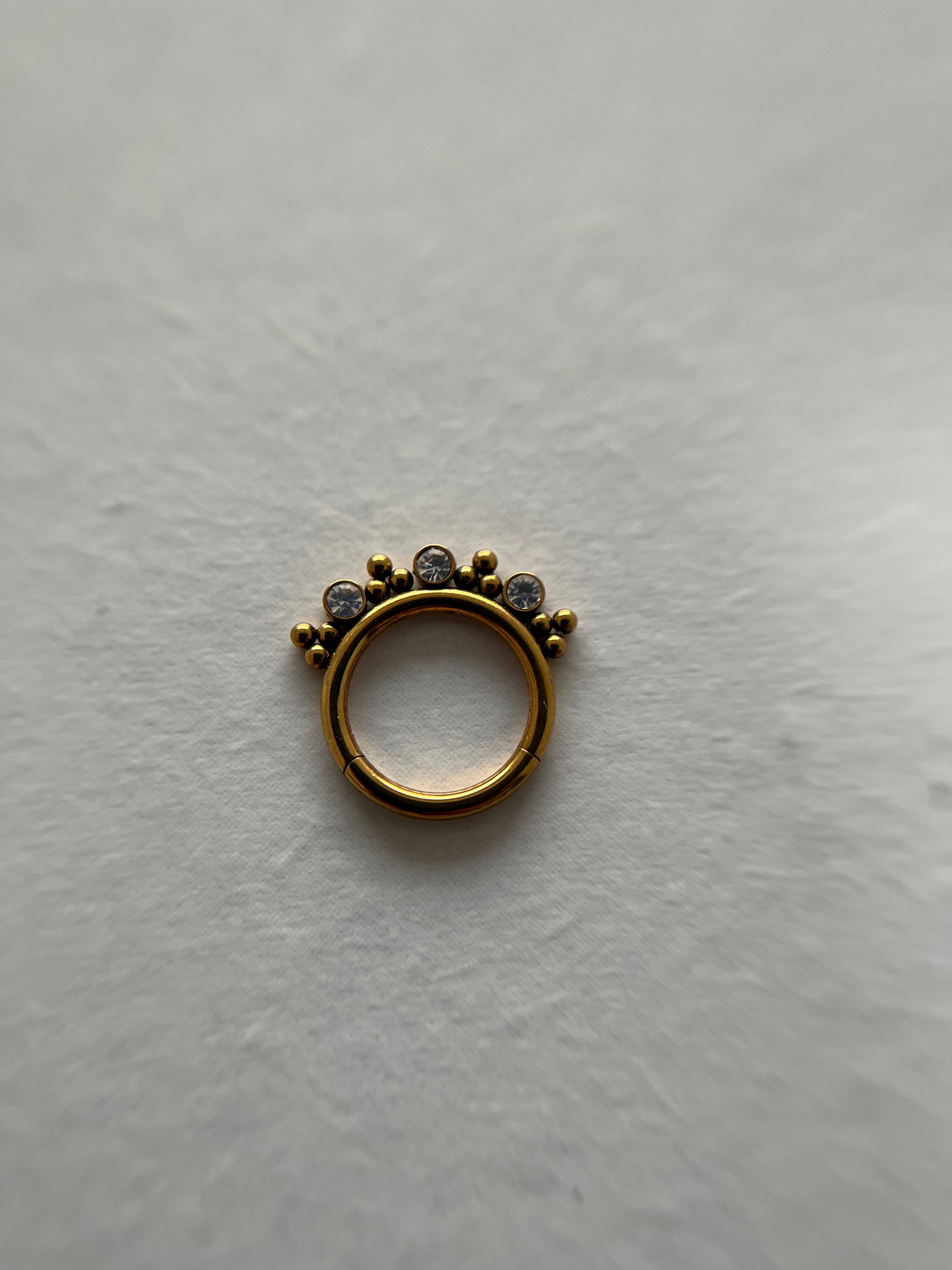 Piercings bolitas
