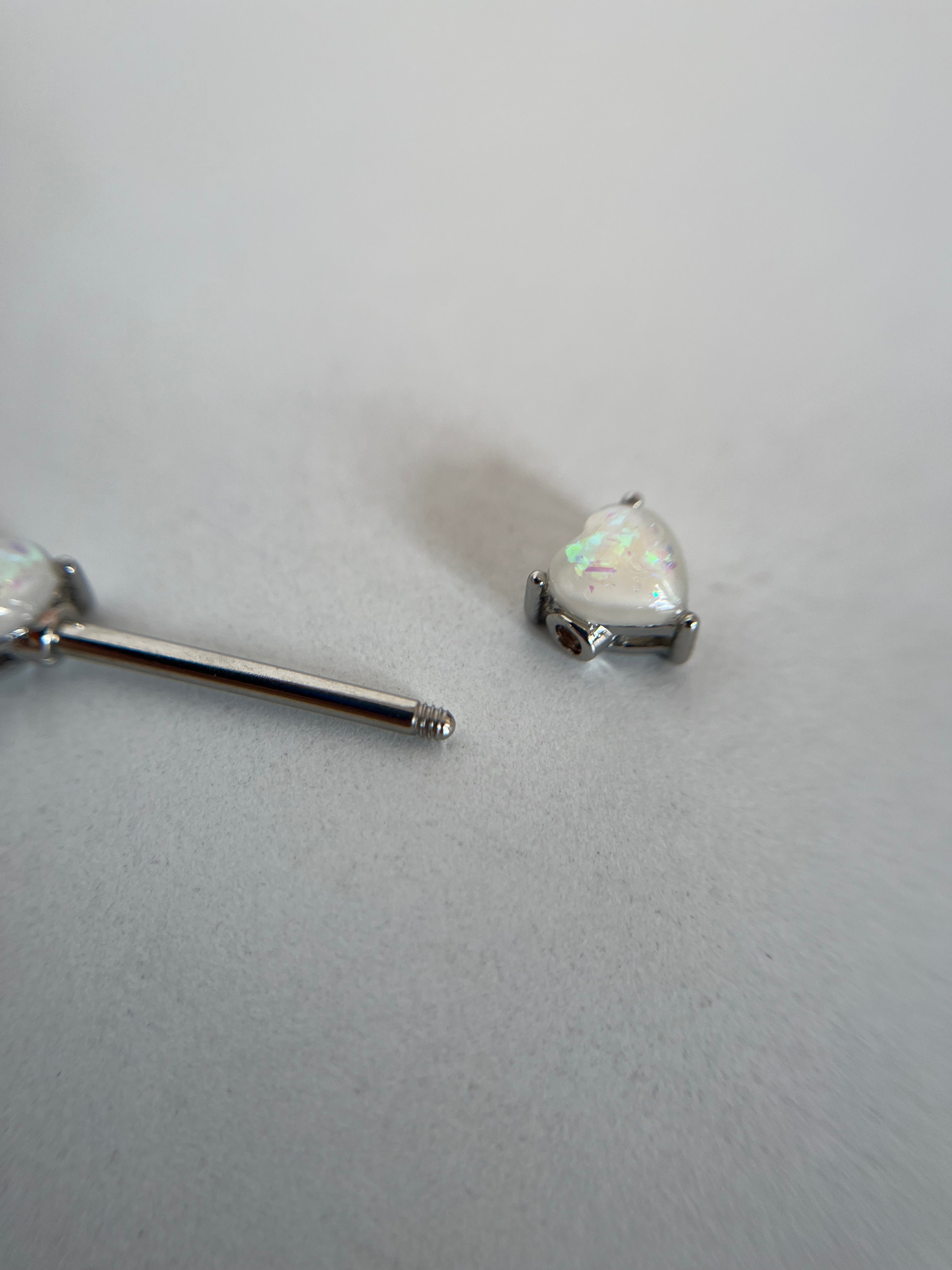 Piercing pezones corazón tornasol