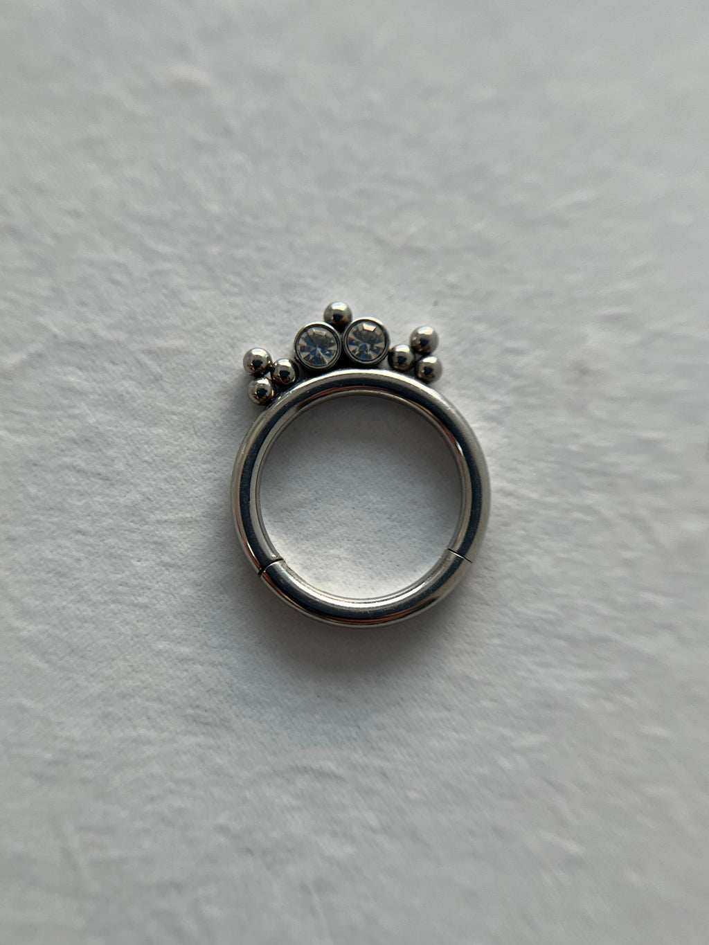 Piercings bolitas
