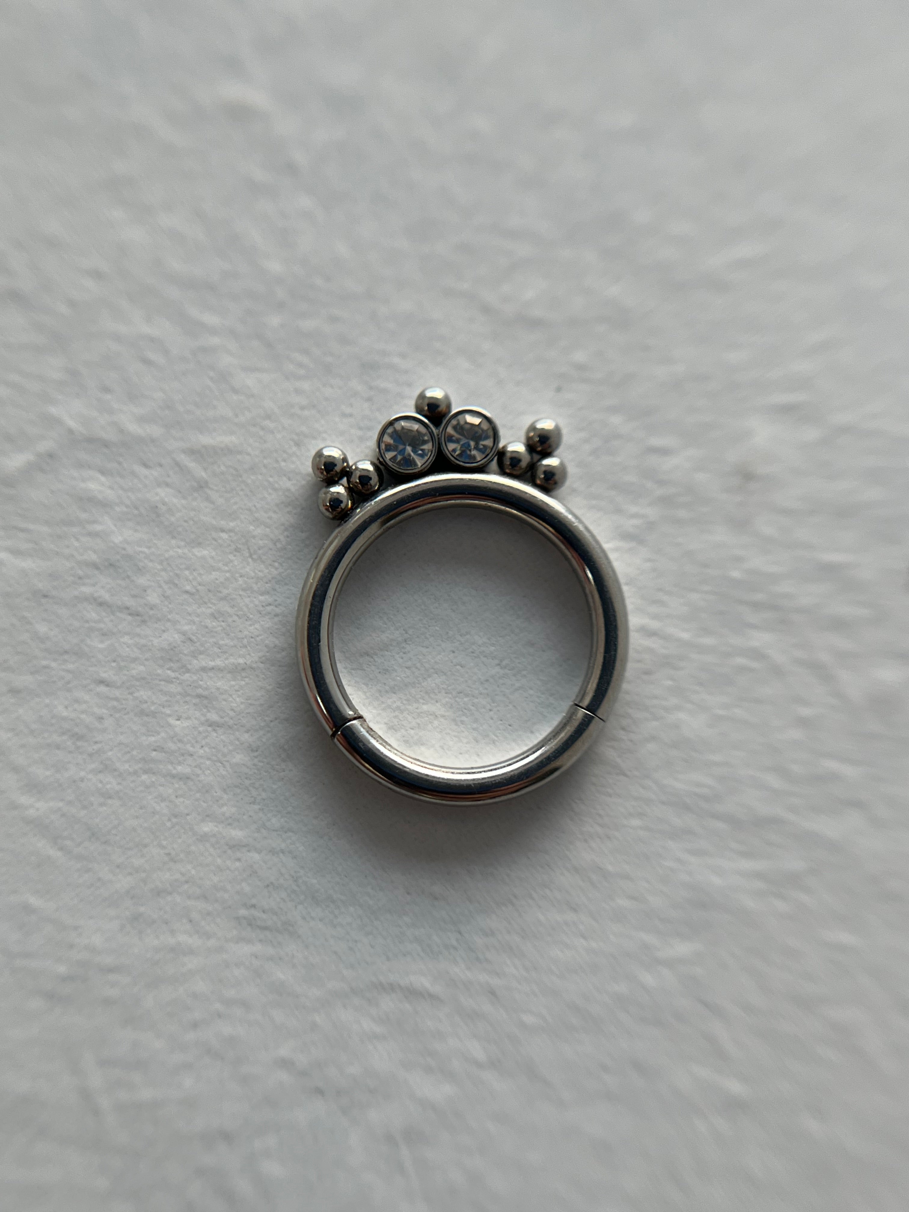 Piercings bolitas