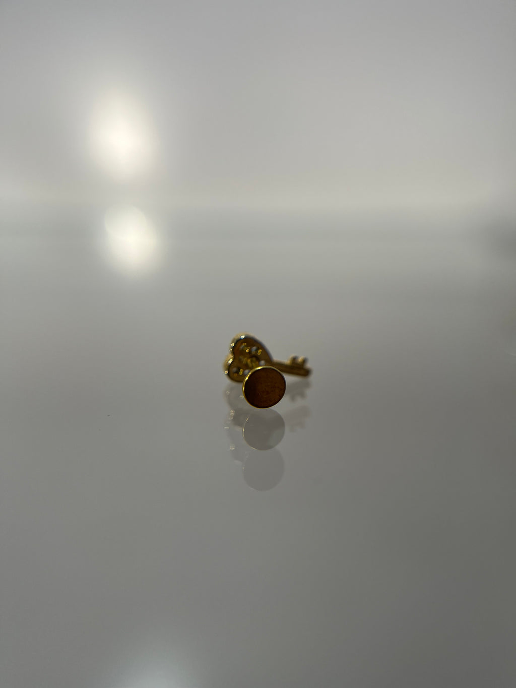 Piercings llave corazón (cierre plano)