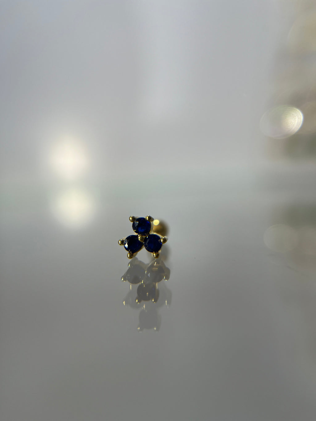 Piercings brillos azul (cierre esfera)