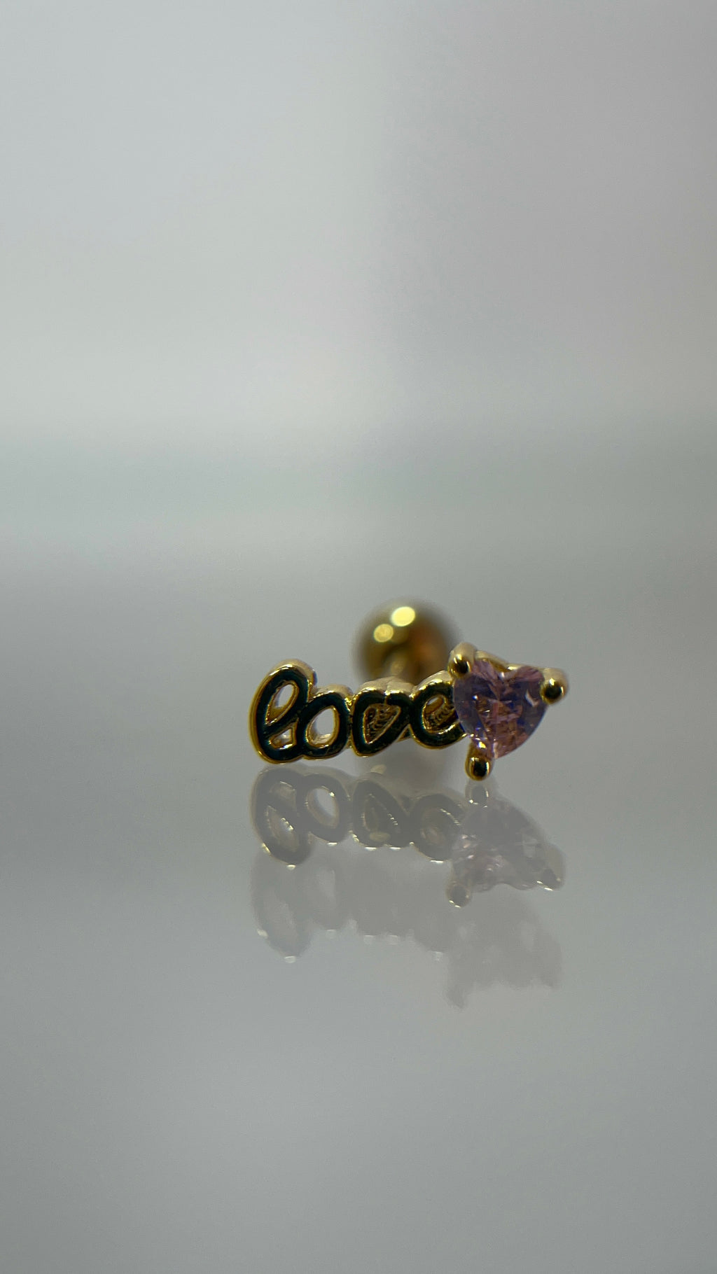 Piercing love titanium dorado (cierre bolilla)