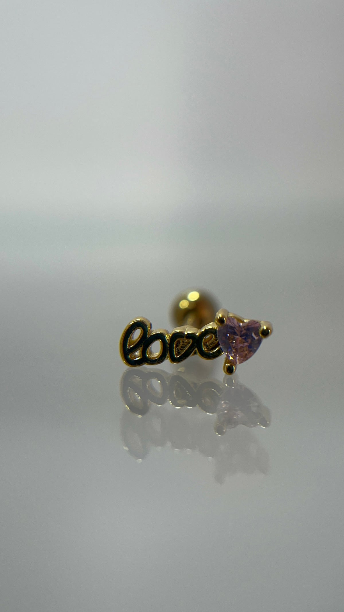 Piercing love titanium dorado (cierre bolilla)