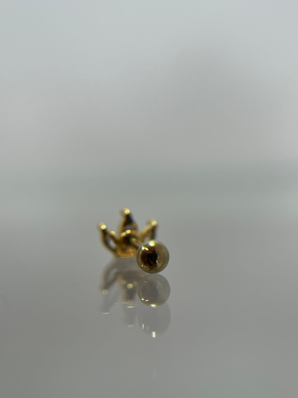 Piercing corona titanium dorado (cierre bolilla)