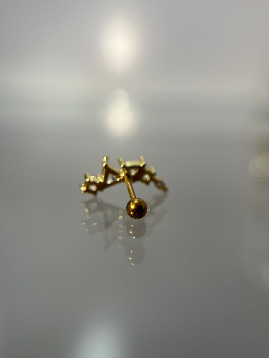 Piercings triángulos (cierre esfera)