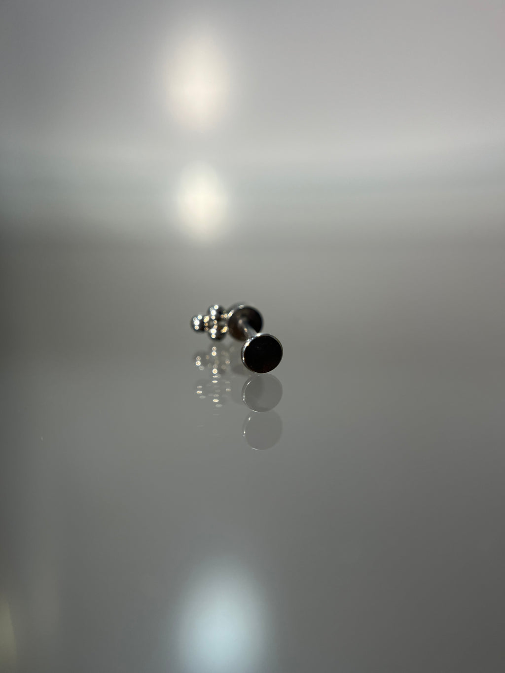 Piercings tornasol (cierre plano)