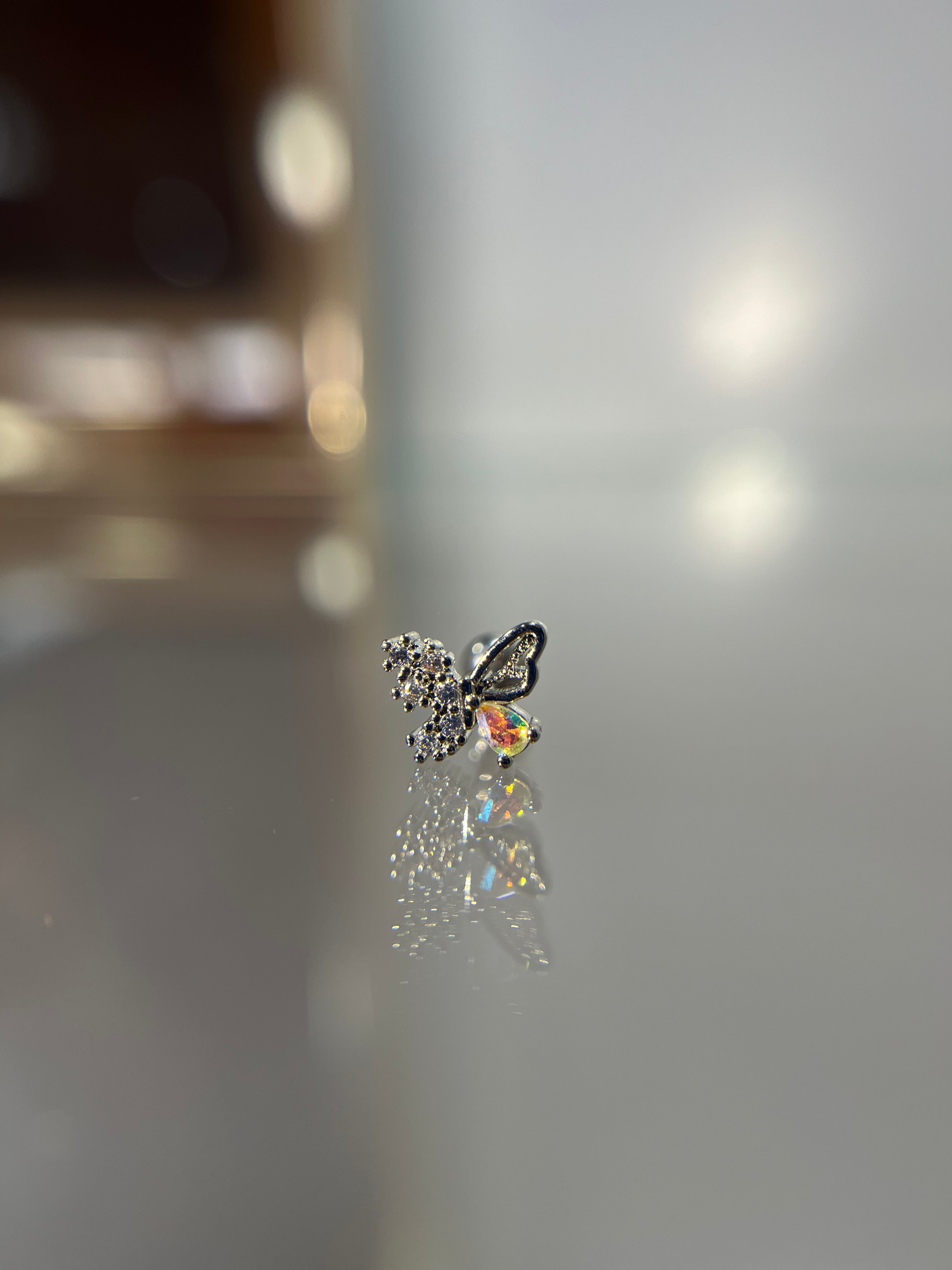 Piercings mariposa (cierre esfera)