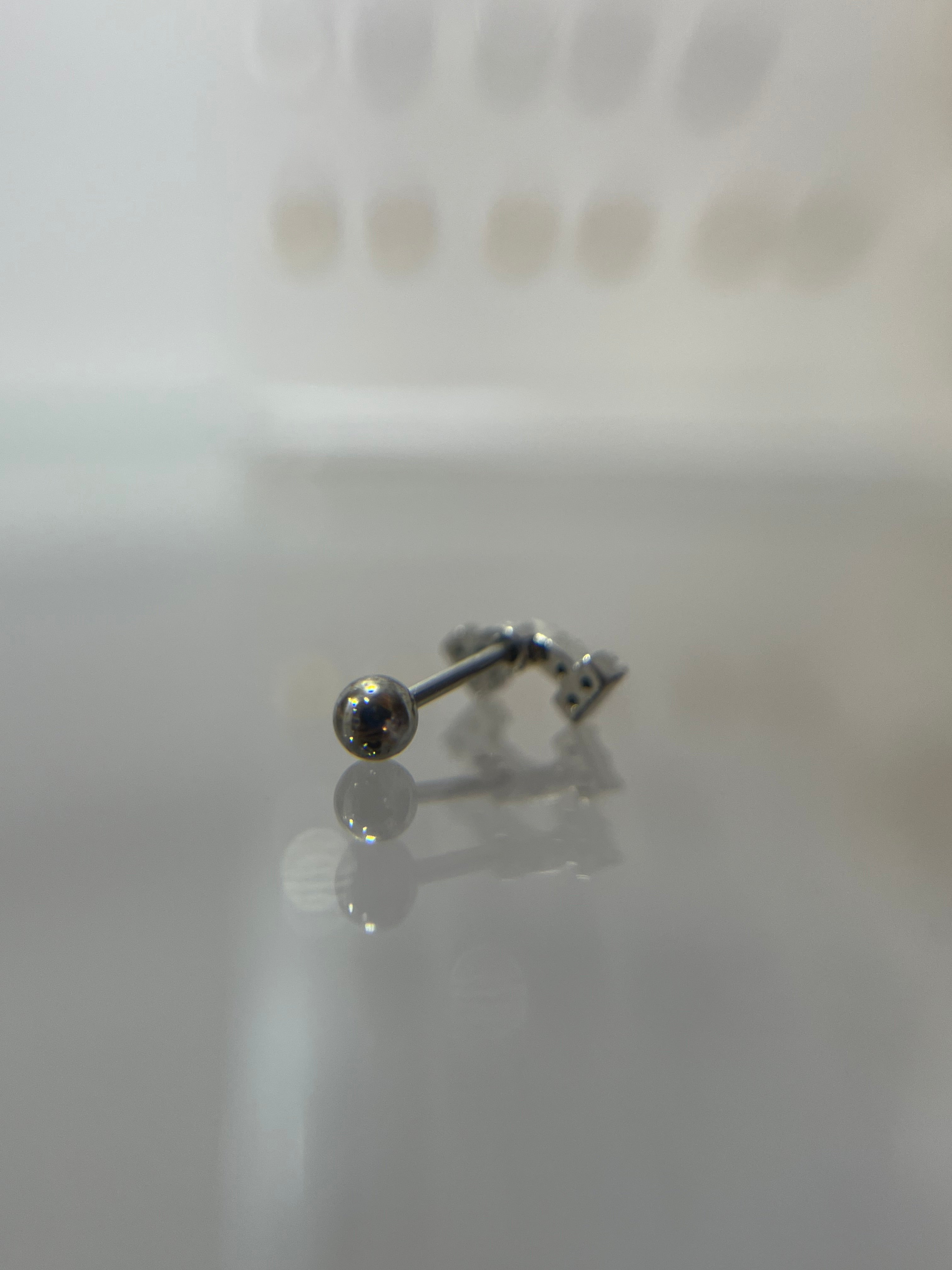Piercings curva (cierre esfera)
