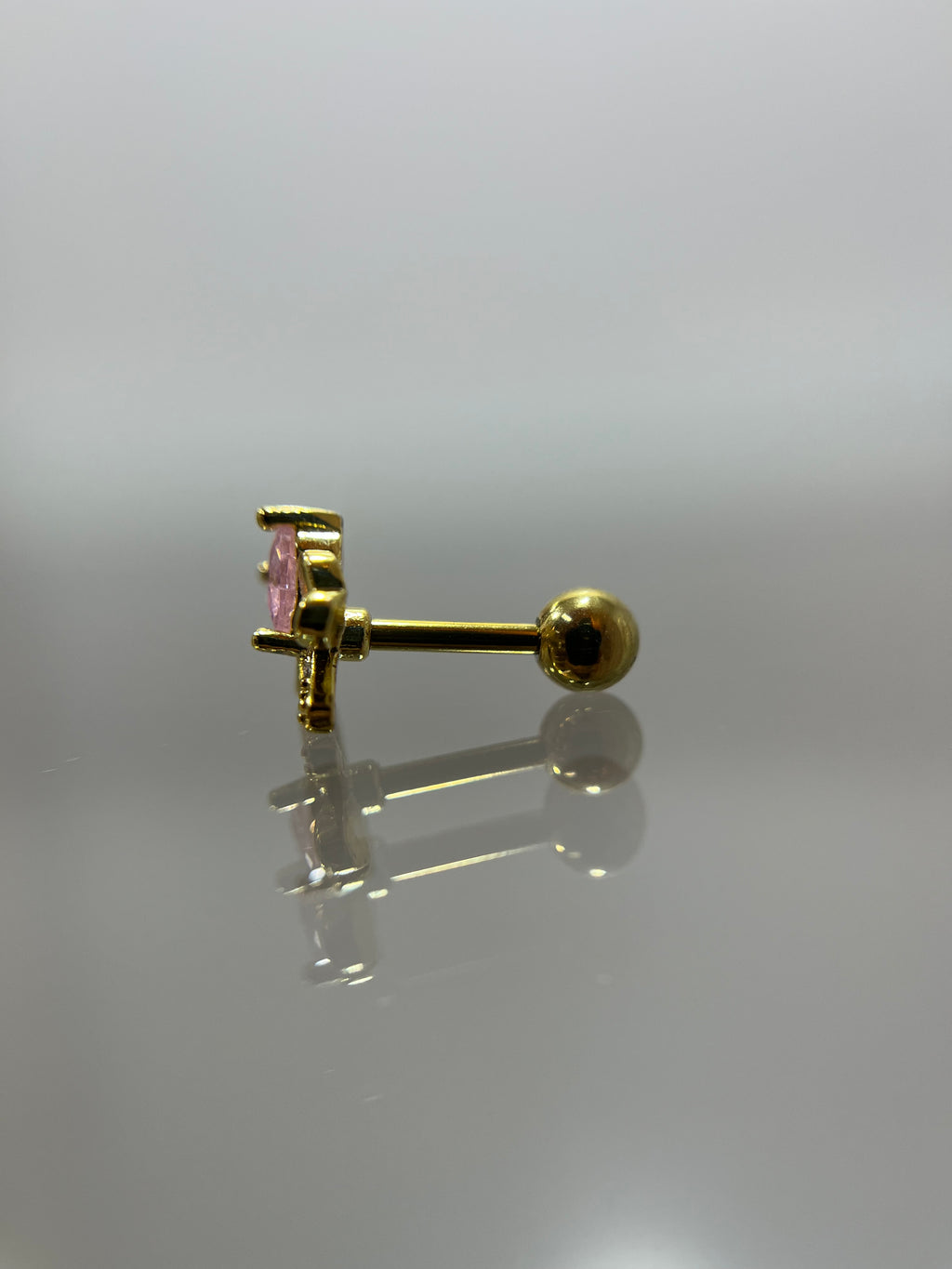 Piercing titanium corazón dorado (cierre bolilla)