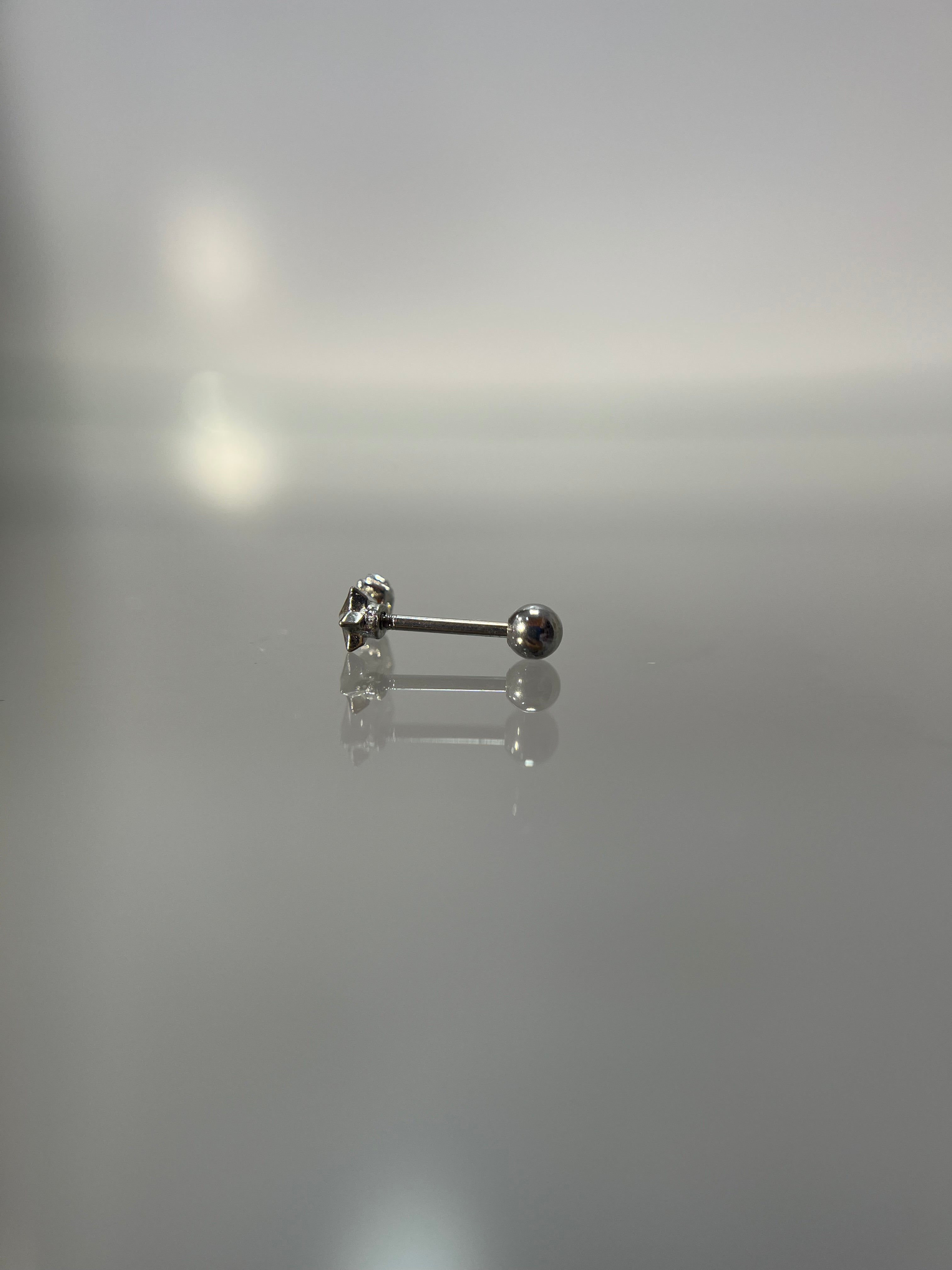 Piercings estrella (cierre esfera)
