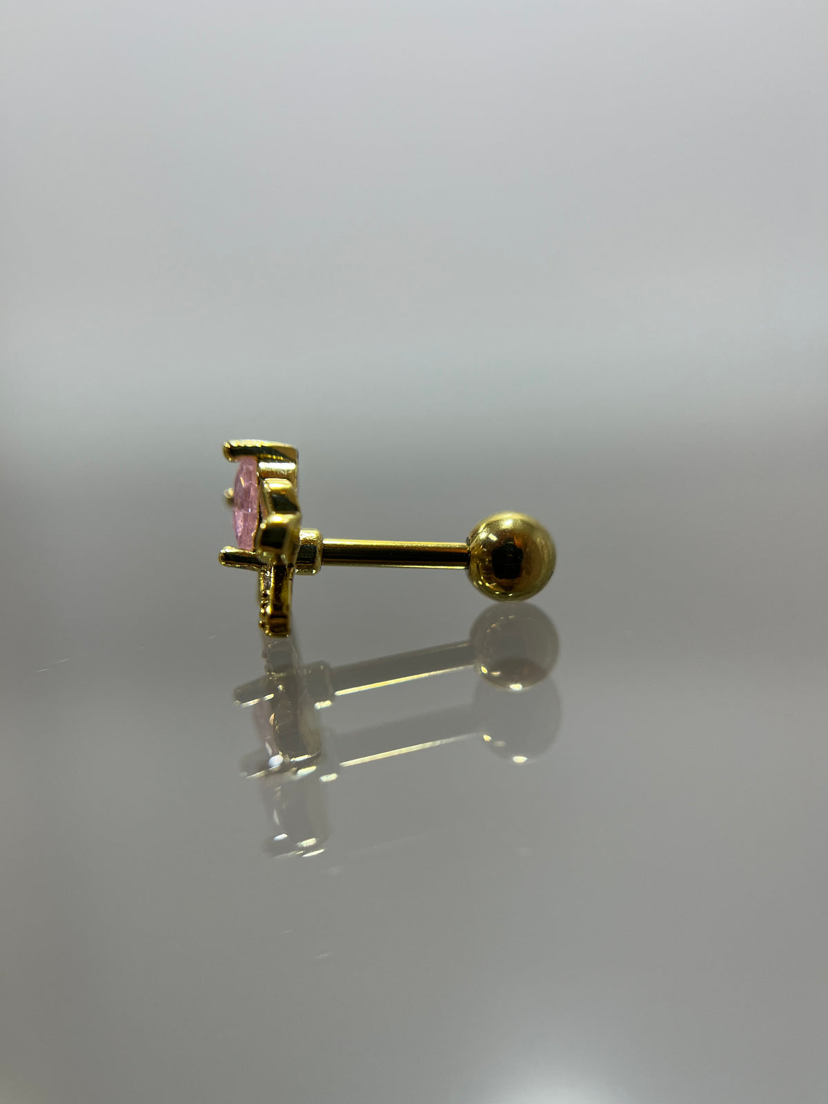 Piercing lazo corazón titanium dorado (cierre bolilla)