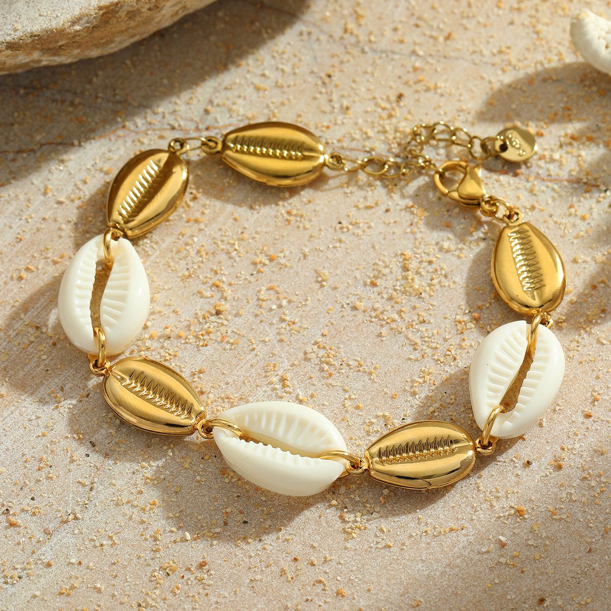 Pulsera de conchas